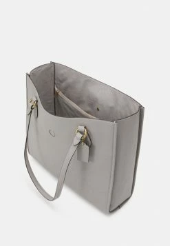 Coach SOFT TABBY TOTE - Tote Bag - Dove Grey -Coach Shop 05f070bc72f7488e9c5d28615d408ce0