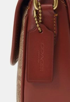 Coach SIGNATURE WILLOW SADDLE - Across Body Bag - Tan Rust 9 Coach SIGNATURE WILLOW SADDLE - Across Body Bag - Tan Rust -Coach Shop 10004801786442e692b859d5f9c0e742