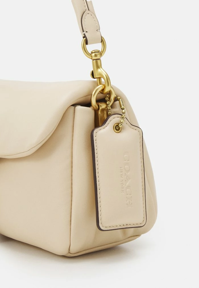 Coach COVERED CLOSURE PILLOW TABBY SHOULDER - Handbag - Ivory 7 Coach COVERED CLOSURE PILLOW TABBY SHOULDER - Handbag - Ivory - Image 7