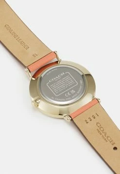 Coach PERRY - Watch - Red 10 Coach PERRY - Watch - Red -Coach Shop 1b4e944271854e699eb25e73acb3893d