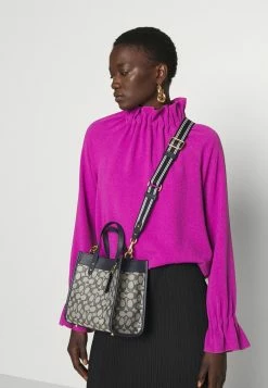 Coach COLORBLOCK BADGE FIELD TOTE CROSSBODY - Handbag - Midnight Navy