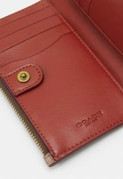 Coach SIGNATURE ZIP CHAIN CARD CASE - Wallet - Tan/rust 7 Coach SIGNATURE ZIP CHAIN CARD CASE - Wallet - Tan/rust -Coach Shop 337ef6803708480fa148939403e60b03