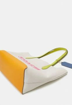 Coach COLORBLOCK KIA TOTE - Handbag - Chalk Multi 8 Coach COLORBLOCK KIA TOTE - Handbag - Chalk Multi -Coach Shop 45ce19306a81418f8f683bb0b0544bb1