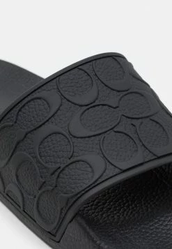 Coach SIGNATURE POOL SLIDE - Pool Slides - Black 11 Coach SIGNATURE POOL SLIDE - Pool Slides - Black -Coach Shop 47fa2ae47c7743e48f47d56a76ab204d