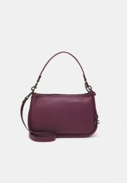 Coach SOFT PEBBLE - Across Body Bag - Deep Berry