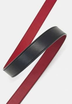 Coach SCULPTED REVERSIBLE BELT - Belt - Black/red 8 Coach SCULPTED REVERSIBLE BELT - Belt - Black/red -Coach Shop 524f696228774cbaa90914623ef81f0a