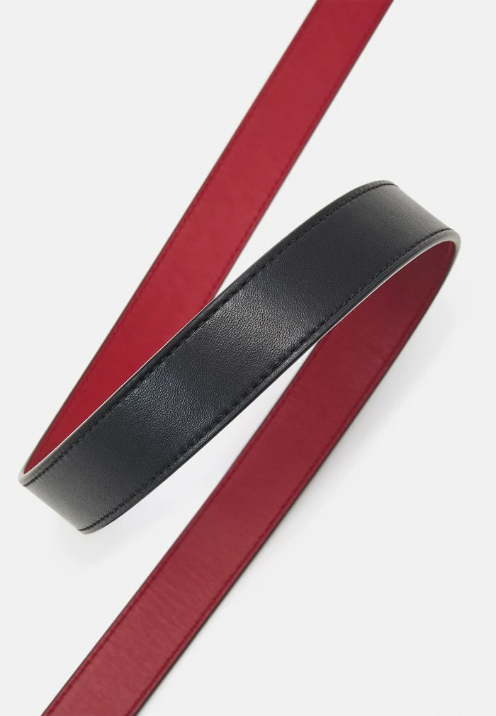 Coach SCULPTED REVERSIBLE BELT - Belt - Black/red 4 Coach SCULPTED REVERSIBLE BELT - Belt - Black/red - Image 4