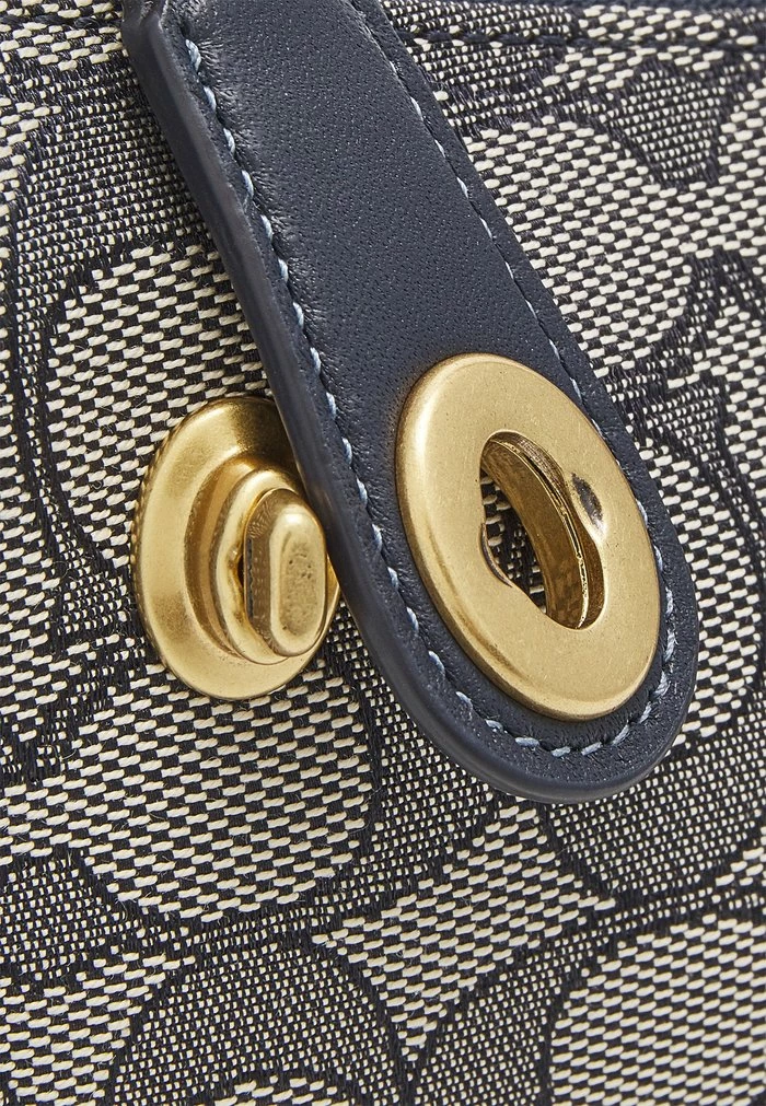 Coach ORIGINALS SIGNATURE SWINGER - Handbag - Midnight Navy 5 Coach ORIGINALS SIGNATURE SWINGER - Handbag - Midnight Navy - Image 5