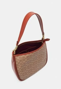 Coach SIGNATURE CARY SHOULDER BAG - Handbag - Tan Rust 7 Coach SIGNATURE CARY SHOULDER BAG - Handbag - Tan Rust -Coach Shop 611eadead7dc4a798556634114f06b3b