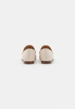 Coach HANNA LOAFER - Slip-ons - Chalk -Coach Shop 67861fdf37e14c0e905b545be056a393