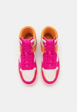 Coach High-top Trainers - Bright Fuchsia/chalk 9 Coach High-top Trainers - Bright Fuchsia/chalk -Coach Shop 71d9f693b0704b79b663a589127b0d32