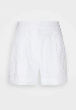 Coach Shop 29 Coach BRODERIE ANGLAISE - Shorts - Offwhite