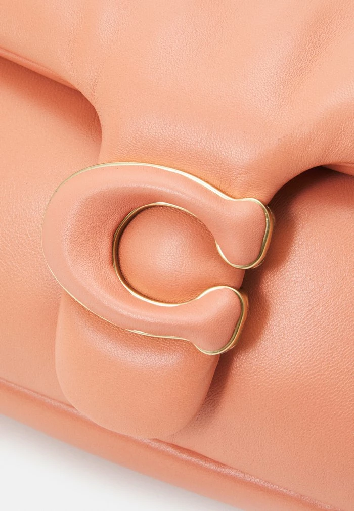 Coach COVERED CLOSURE PILLOW TABBY SHOULDER - Handbag - Light Coral 5 Coach COVERED CLOSURE PILLOW TABBY SHOULDER - Handbag - Light Coral - Image 5