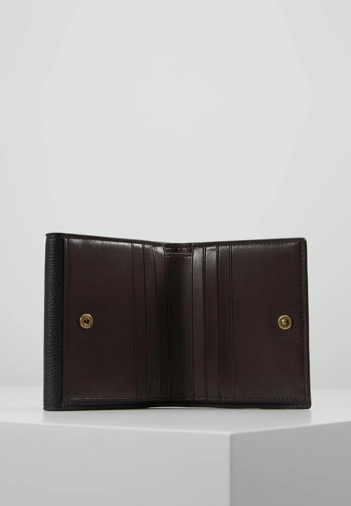 Coach POLISHED PEBBLE TABBY SMALL WALLET - Wallet - Black 6 Coach POLISHED PEBBLE TABBY SMALL WALLET - Wallet - Black - Image 6