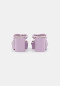 Coach FRANKI - T-bar Sandals - Violet 10 Coach FRANKI - T-bar Sandals - Violet -Coach Shop 93992a2b49ff47b0b211ff2390d03aec