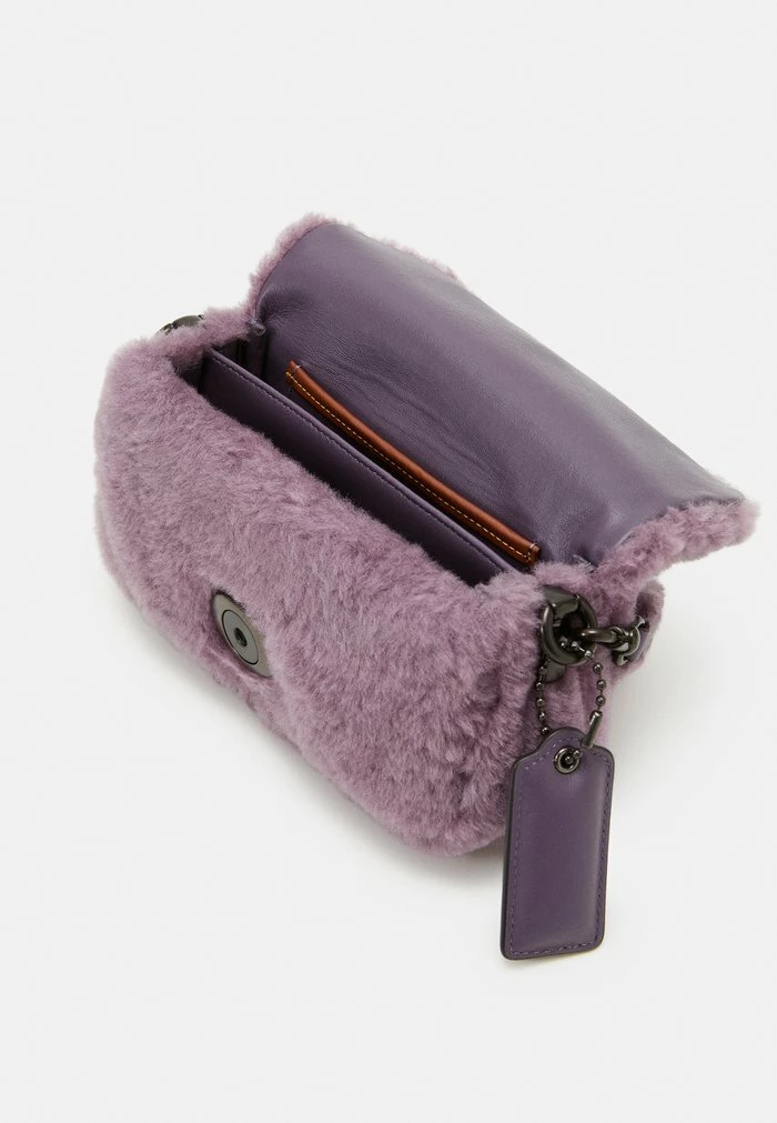 Coach COVERED CLOSURE PILLOW TABBY - Handbag - Dusty Purple 3 Coach COVERED CLOSURE PILLOW TABBY - Handbag - Dusty Purple - Image 3