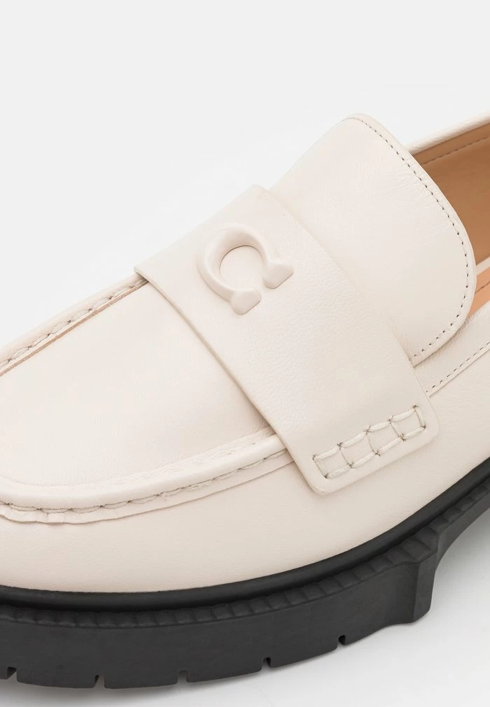Coach LEAH LOAFER - Slip-ons - Chalk 6 Coach LEAH LOAFER - Slip-ons - Chalk - Image 6