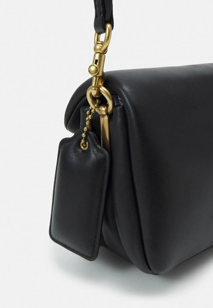 Coach COVERED CLOSURE PILLOW TABBY SHOULDER BAG 26 - Handbag - Black 7 Coach COVERED CLOSURE PILLOW TABBY SHOULDER BAG 26 - Handbag - Black - Image 7