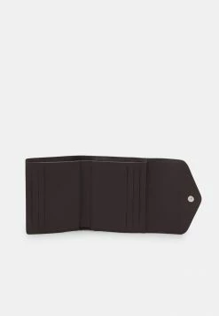 Coach CROSSGRAIN SMALL WALLET - Wallet - Taupe -Coach Shop a7edffce20ff4f87858490d7971a3b92