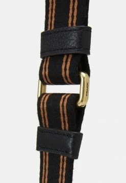 Coach COLORBLOCK BADGE FIELD TOTE WITH CROSSBODY - Handbag - Chalk/multi 9 Coach COLORBLOCK BADGE FIELD TOTE WITH CROSSBODY - Handbag - Chalk/multi -Coach Shop b00f28f4e2d2473bbd078a1f5635cc78