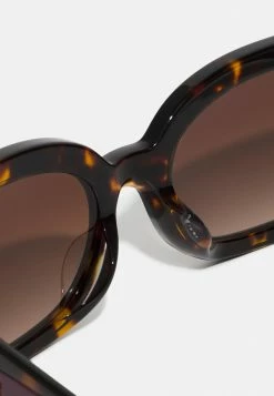 Coach Sunglasses - Brown 9 Coach Sunglasses - Brown -Coach Shop b6f93004e3e74471ac8d4ff208877613