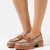 Coach LEAH LOAFER - Slip-ons - Cocoa/burnished Amber