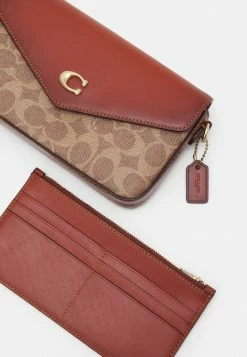 Coach SIGNATURE CROSSBODY - Across Body Bag - Tan/rust -Coach Shop ca0e8cf1fec445a9b448c31982a8431f