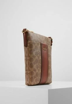 Coach MESSENGER CROSSBODY SIGNATURE - Across Body Bag - Tan Rust 10 Coach MESSENGER CROSSBODY SIGNATURE - Across Body Bag - Tan Rust -Coach Shop d28fe738a9e54228aa6320a873a0b065