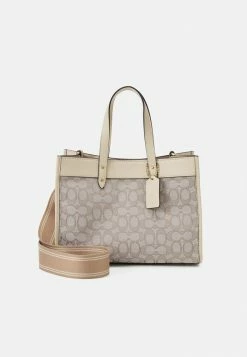 Coach SIGNATURE FIELD TOTE - Handbag - Stone Ivory