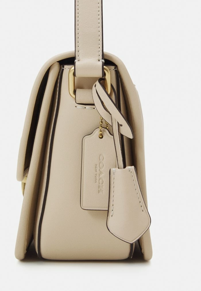 Coach SIGNATURE STUDIO SHOULDER - Across Body Bag - Chalk Ivory 5 Coach SIGNATURE STUDIO SHOULDER - Across Body Bag - Chalk Ivory - Image 5