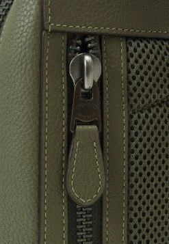 Coach GOTHAM PACK SIGNATURE PEBBLE UNISEX - Across Body Bag - Army Green/key Lime 9 Coach GOTHAM PACK SIGNATURE PEBBLE UNISEX - Across Body Bag - Army Green/key Lime -Coach Shop d6f77fe5ffcd40228358fa5560b31e97