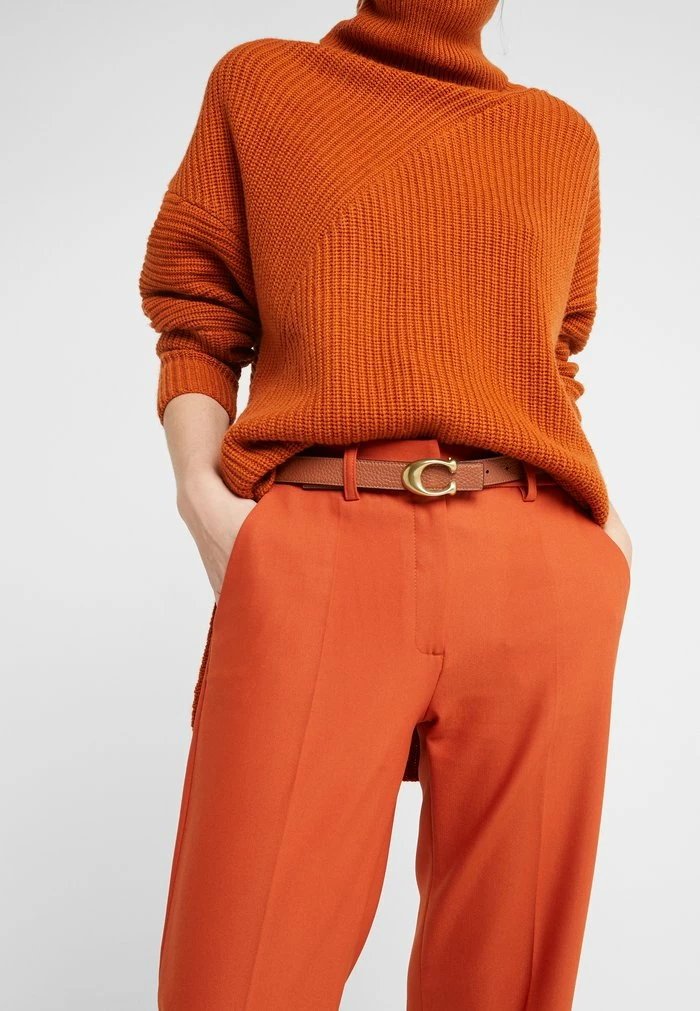 Coach SCULPTED REVERSIBLE BELT - Belt - Saddle 2 Coach SCULPTED REVERSIBLE BELT - Belt - Saddle - Image 2