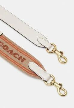 Coach POLISHED PEBBLE WILLOW SADDLE BAG - Across Body Bag - Chalk -Coach Shop dbfeb5e817e2483583958053736b71f4