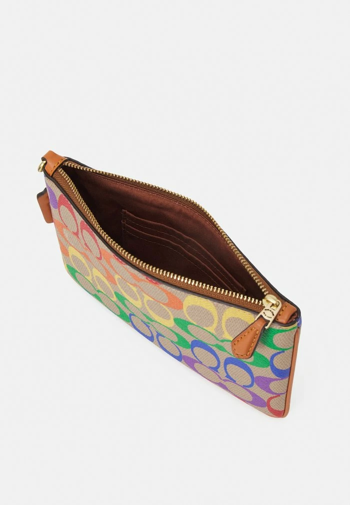 Coach PRIDE COATED SIGNATURE SMALL WRISTLET - Clutch - Tan Natural/multi 3 Coach PRIDE COATED SIGNATURE SMALL WRISTLET - Clutch - Tan Natural/multi - Image 3