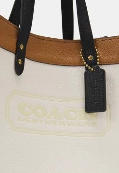 Coach COLORBLOCK BADGE FIELD TOTE WITH CROSSBODY - Handbag - Chalk/multi 8 Coach COLORBLOCK BADGE FIELD TOTE WITH CROSSBODY - Handbag - Chalk/multi -Coach Shop eddba986f1a842fab6e483d15b18e784