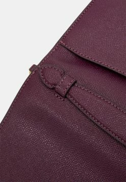 Coach CROSSGRAIN BEA CROSSBODY - Across Body Bag - Deep Berry 10 Coach CROSSGRAIN BEA CROSSBODY - Across Body Bag - Deep Berry -Coach Shop f154b9011aed4efc89b2533bbb2fc397