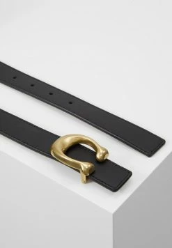 Coach SCULPTED REVERSIBLE BELT - Belt - Saddle 9 Coach SCULPTED REVERSIBLE BELT - Belt - Saddle -Coach Shop f3b48686ae234b9c9f800eac0808c6d9