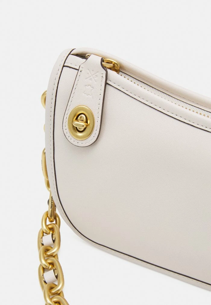 Coach ORIGINALS GLOVETANNED SWINGER WITH CHAIN - Handbag - Chalk 4 Coach ORIGINALS GLOVETANNED SWINGER WITH CHAIN - Handbag - Chalk - Image 4