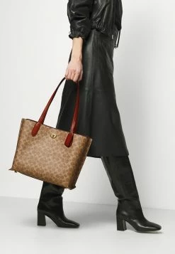 Coach SIGNATURE WILLOW TOTE - Tote Bag - Tan
